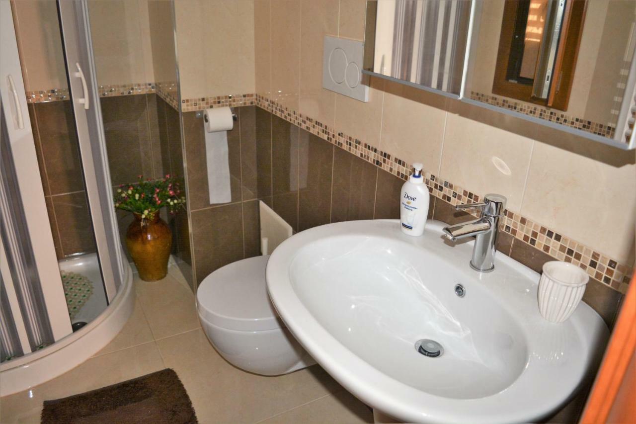 Via Roma 224 Hotel Полиняно а Маре Екстериор снимка